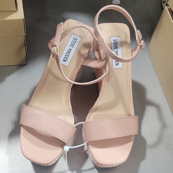 Steve Madden Tory Twist Wedge Heel Sandals with Ankle Strap New In Box - Picture 1 of 3